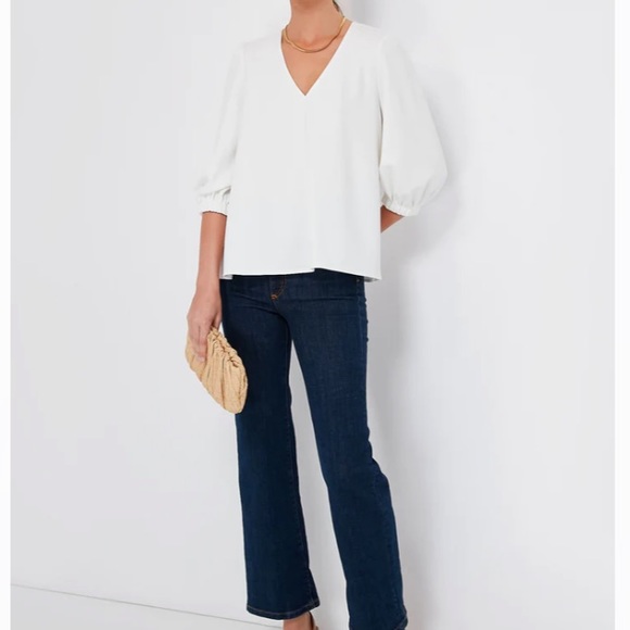 White Hollis Top
POMANDER PLACE - Picture 2 of 11